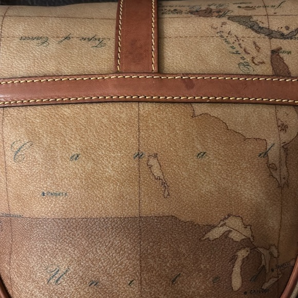 Alviero Martini Prima Classe Shoulder Bag/Crossbody EUC *ONLY FOR CHIARA* - Picture 12 of 16